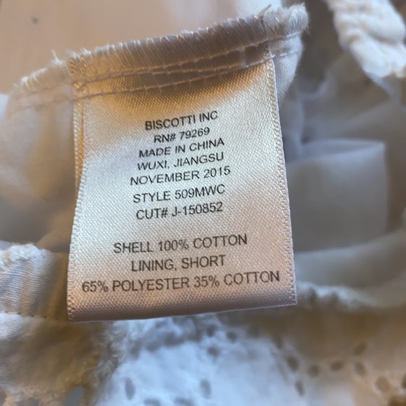 Girls Eyelet romper - Picture 4 of 4